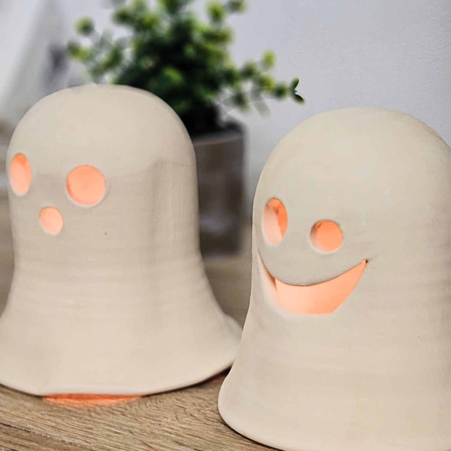 Fantômes en Poterie – Édition Limitée