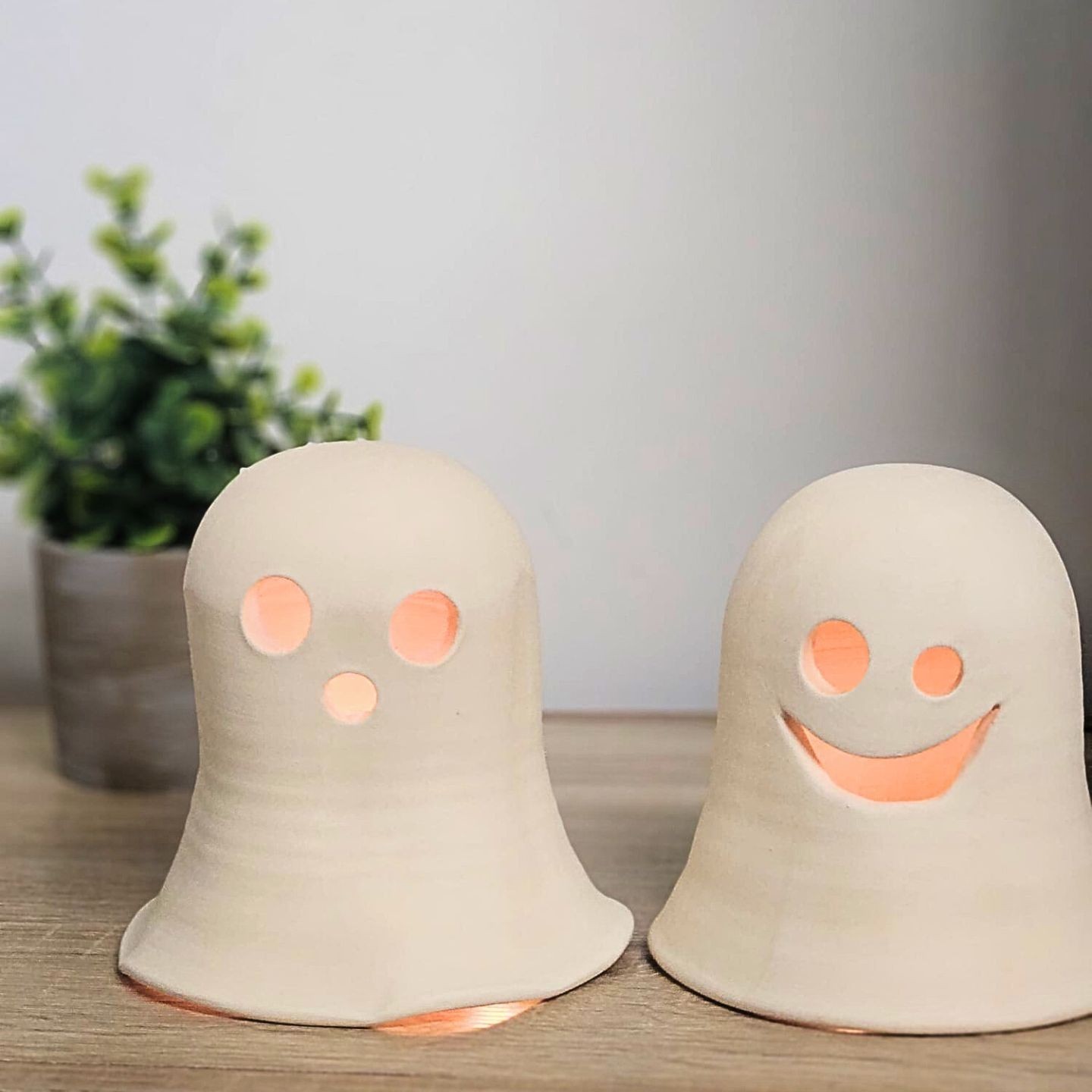 Fantômes en Poterie – Édition Limitée