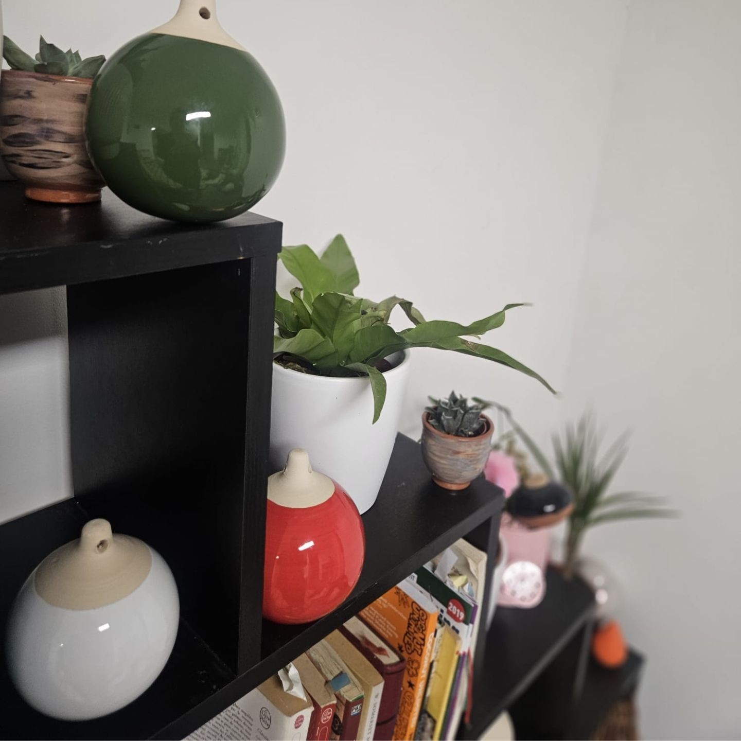 Boule de Noël en Céramique Artisanale – Fait Main en France | Atelier Lutton