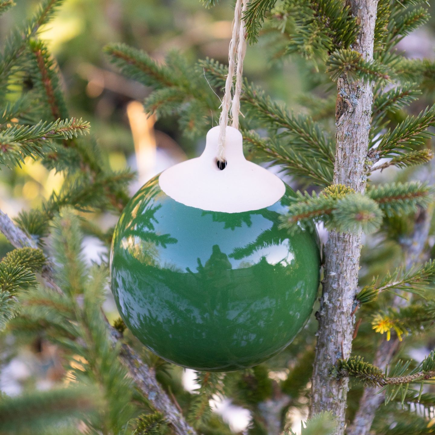 Boule de Noël en céramique émaillée – Fait main en France